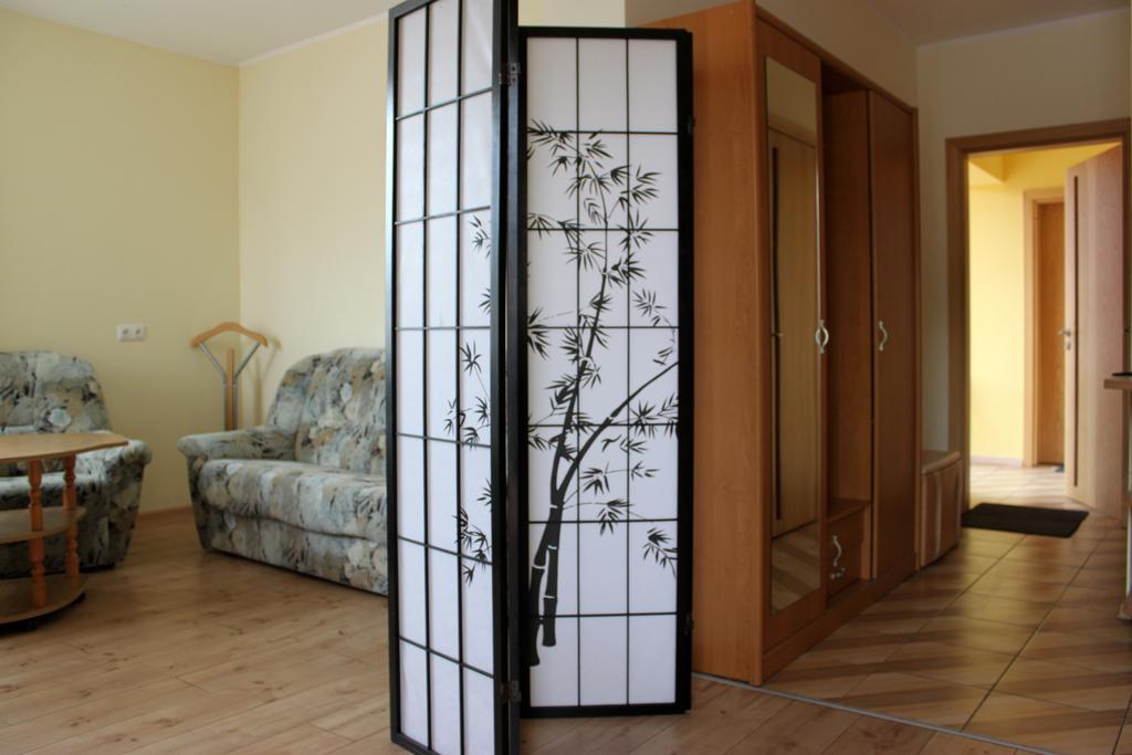 Jauku Erdvu Silta Apartment Kaunas Room photo